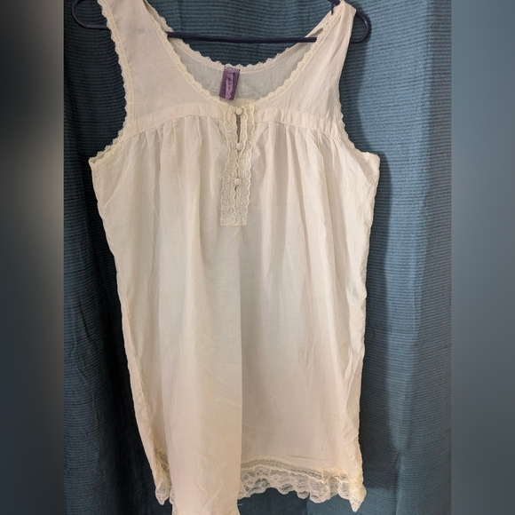 Sophie & me nightgown size large - Picture 2 of 4